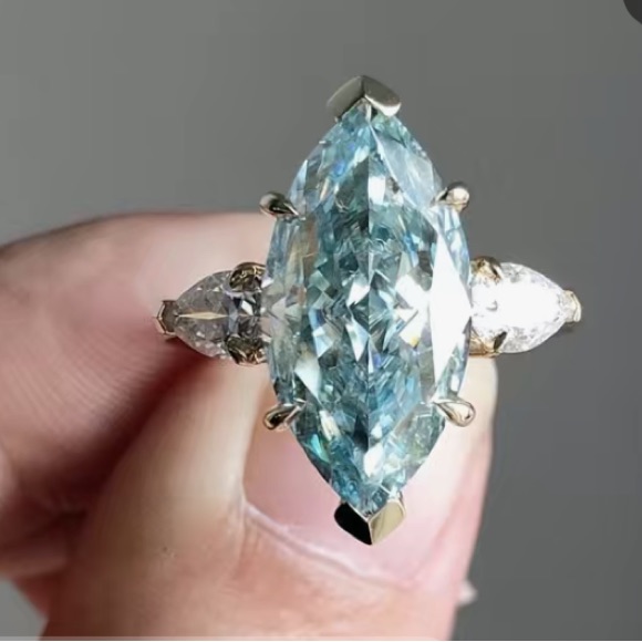 Sky Blue Aquamarine 18k Gold Plated Ring Size 10 12 55$